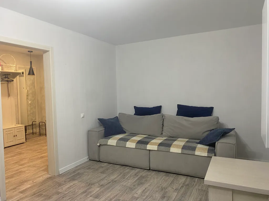 Просторная светлая 2-комнатная квартира в центре города