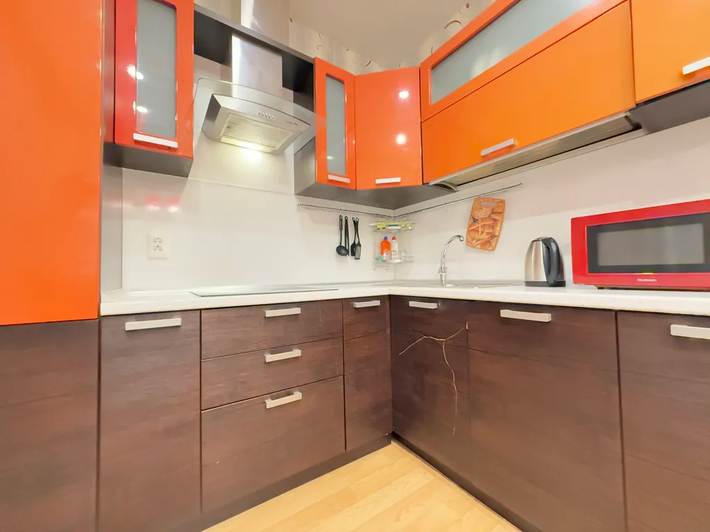 Тут хорошо на Сурикова