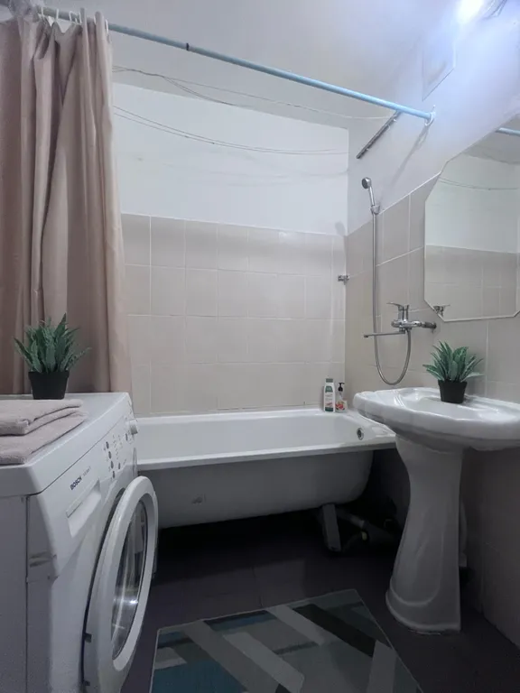 2-комнатная на Сибирской