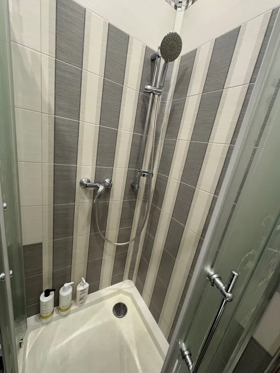 Студия посуточно у метро Чкаловская