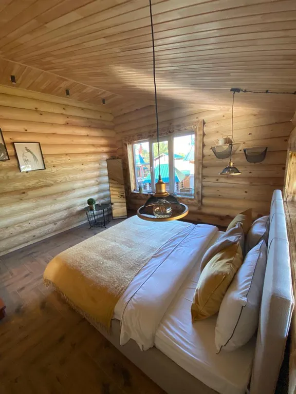 Дом с бассейном