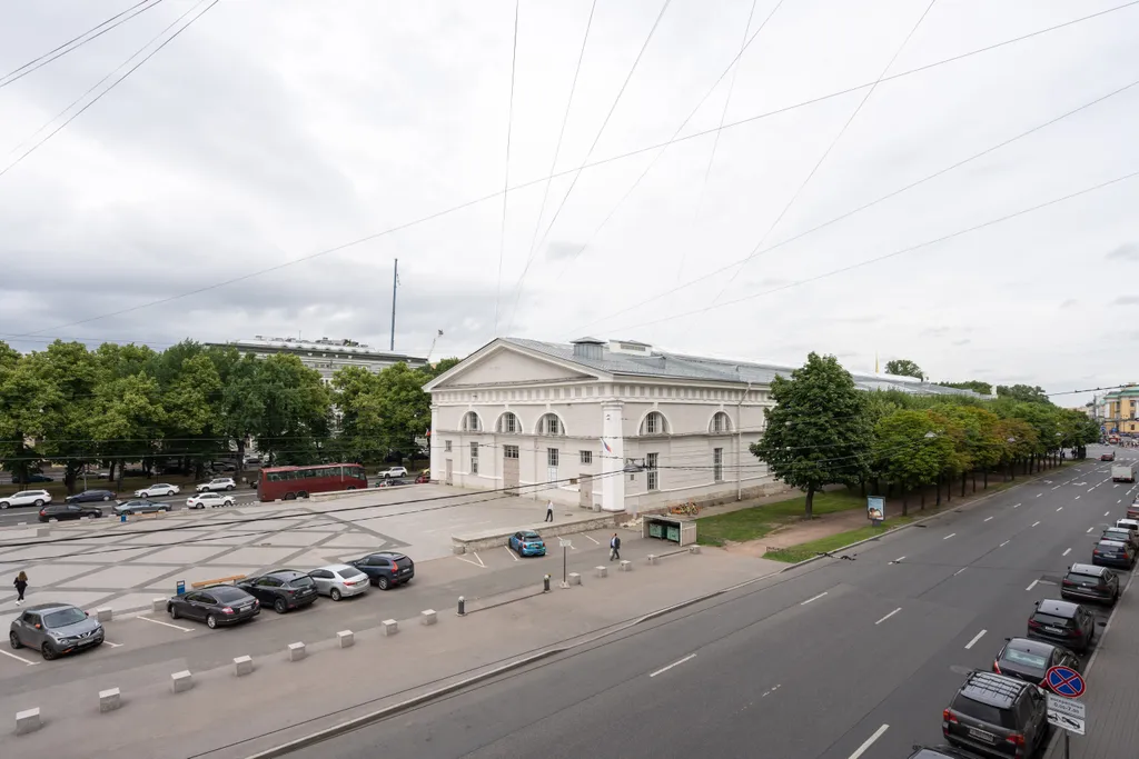 Изящная квартира у Исаакиевского собора