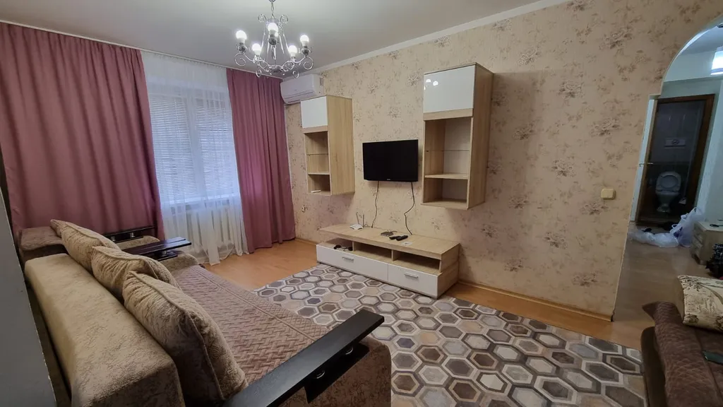 Квартира Уютная двухкомнатная квартира в центре города — Элиста