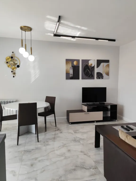 Квартира с балконом в центре — аренда посуточно в Ереван