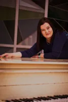 Полина