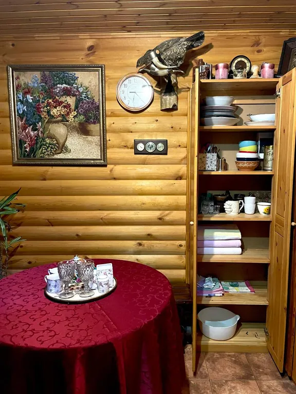 Коттедж Домик с теплым бaссейном и баней — Малые Горки