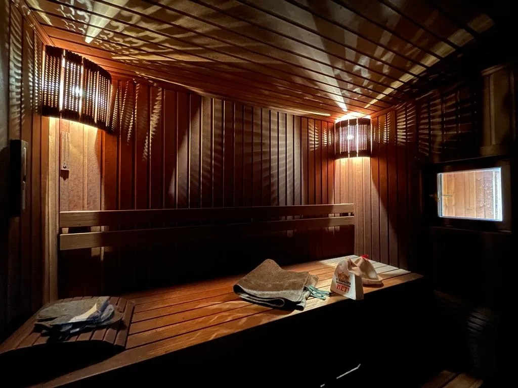 Коттедж Дом на берегу залива с баней и камином — Ключевое