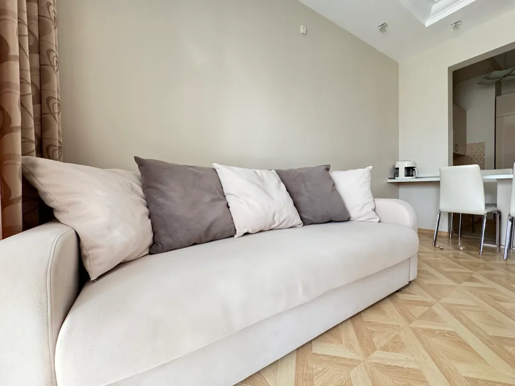 Уютная квартира в центре со своей террасой и бассейном