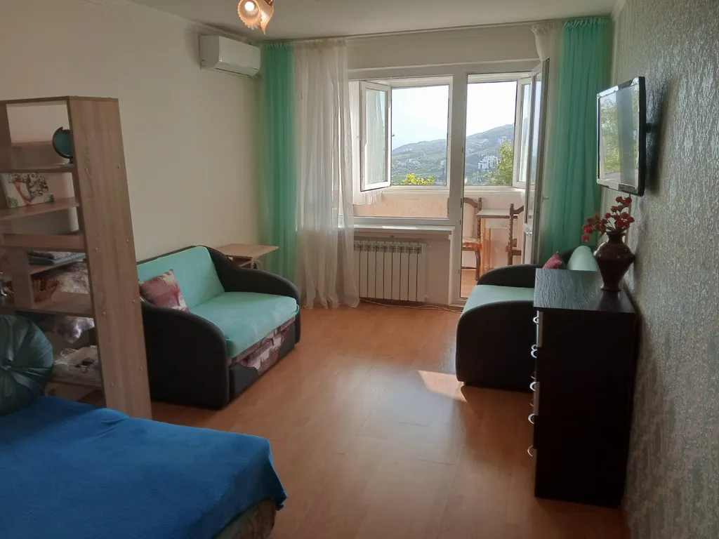 Квартира с видом на море спальный район