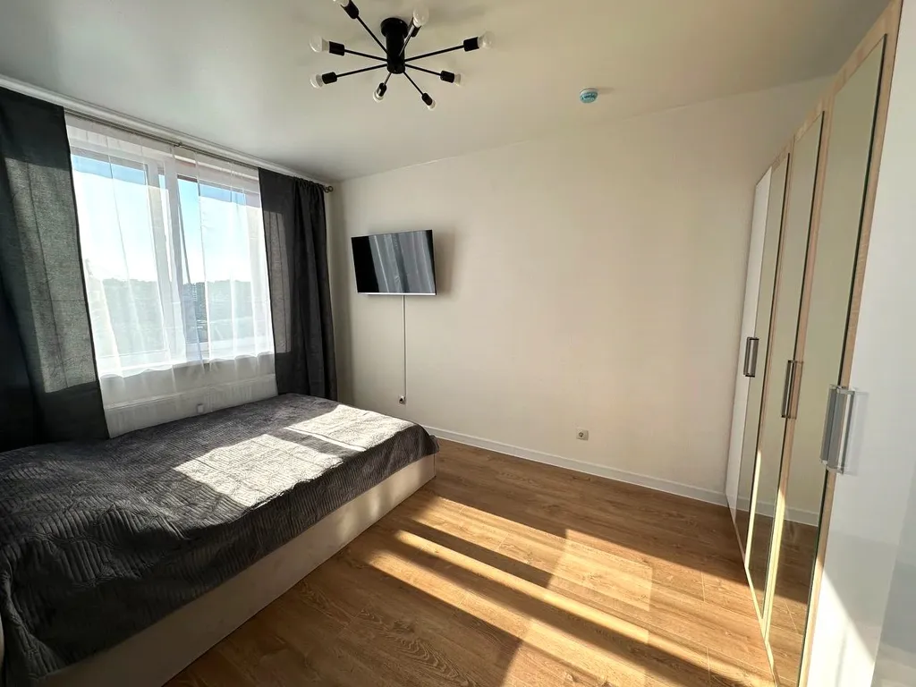 Уютная студия в новом доме у метро Девяткино.