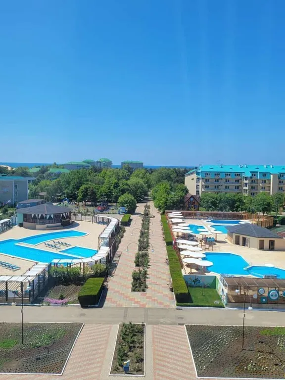 Таунxаус возле песчаного пляжа