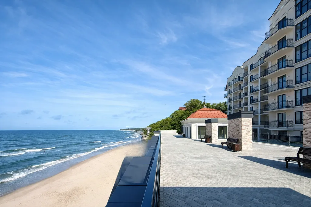 Просторные апартаменты на первой линии с выходом на пляж