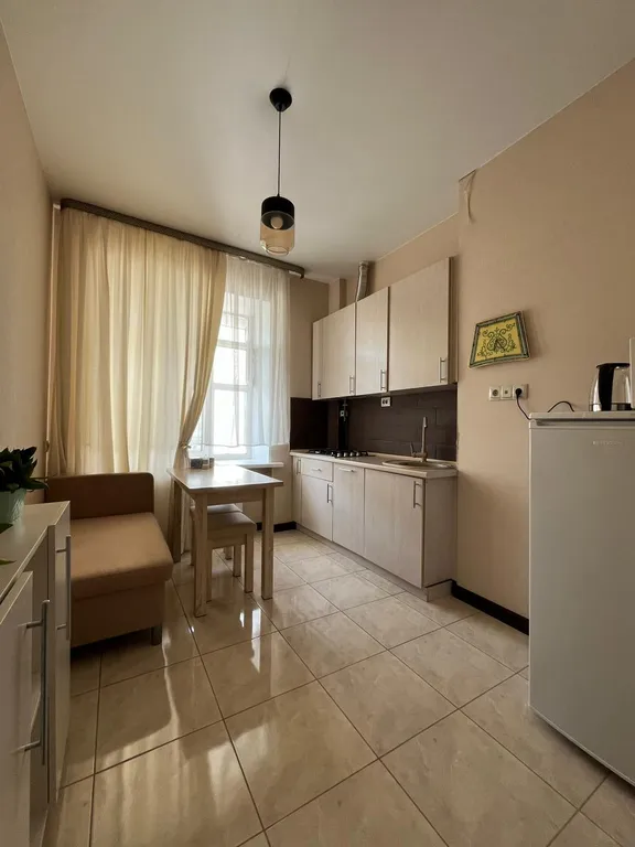 Просторная двухкомнатная квартира в самом центре города