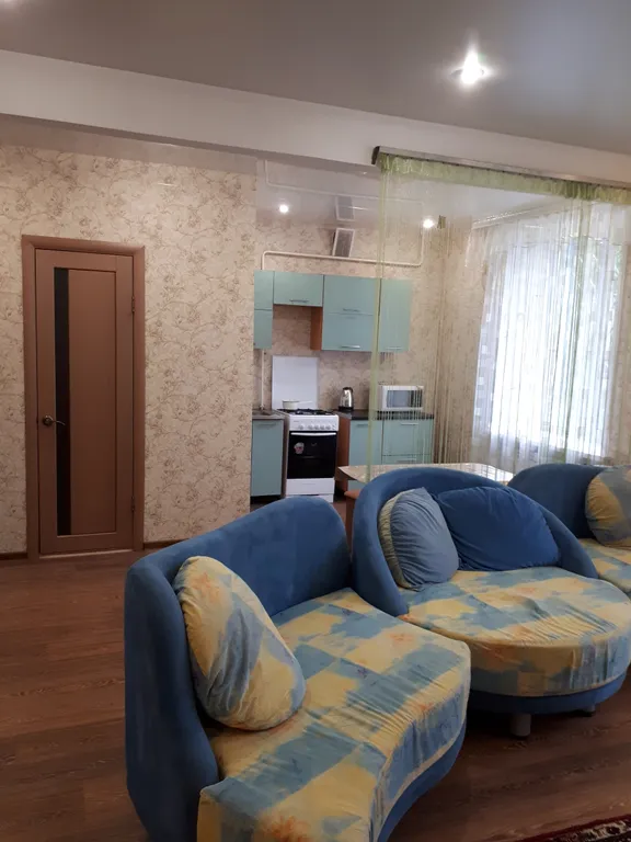 Квартира у площади Ленина