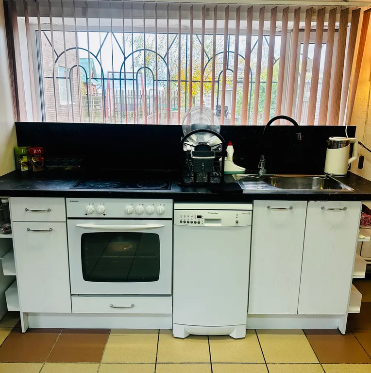 Домик у залива