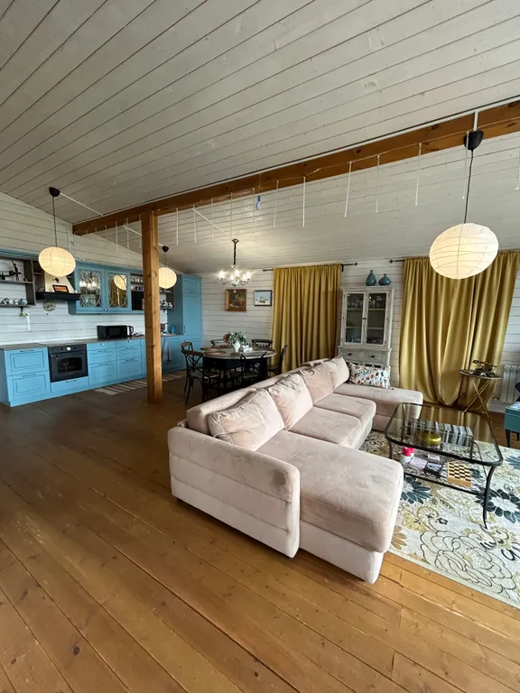 4-комнатный Дом