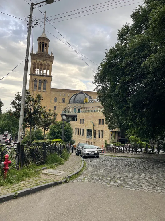 Квартира на вере у метро в центре