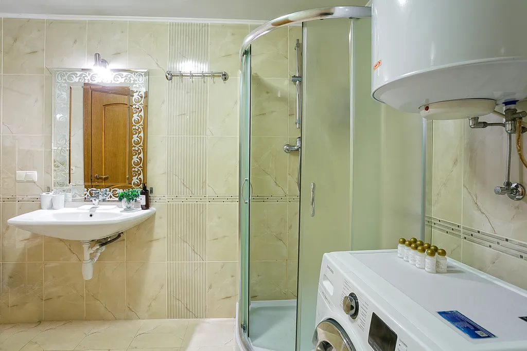 Просторная видовая двухкомнатная квартира на берегу моря в Ливадии