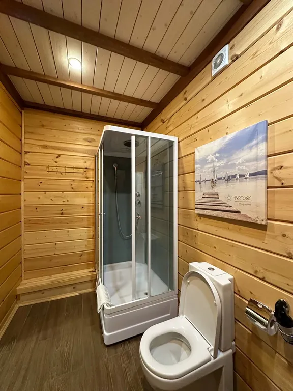 Студия с видом на лес