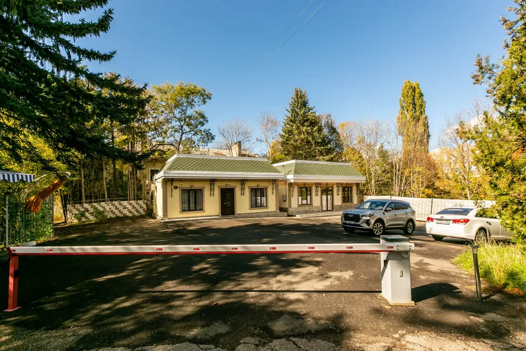 Коттедж Дом в парке — аренда посуточно в Кисловодск