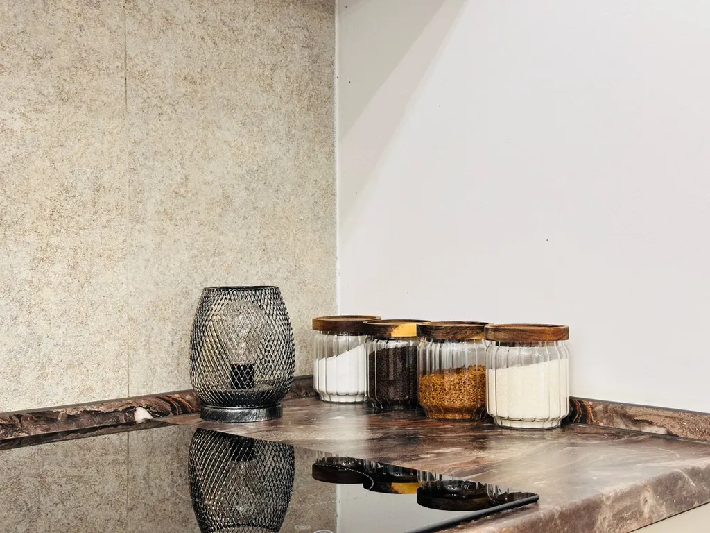 3-комнатные апартаменты для 6 чел в центре рядом с ТРЦ Мега