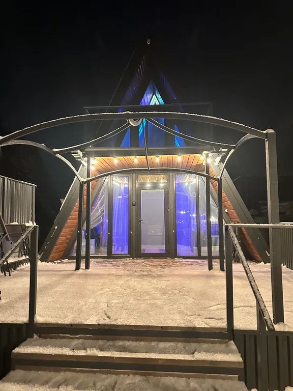 Треугольный дом на Камском море