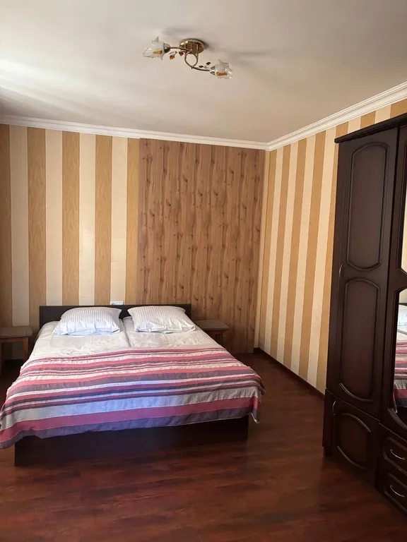 Частный дом с удобствами в тихом месте недалёко от центра