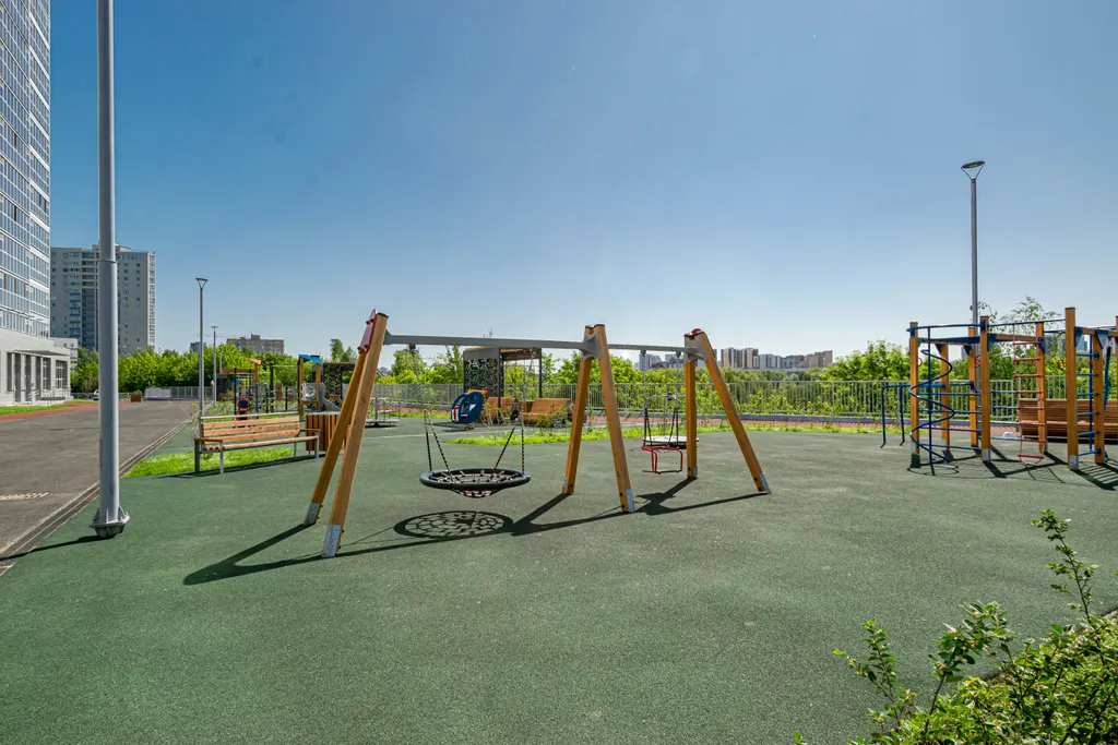 Шикарный вид 16 этажа на Каму | Цирк | УДС "Молот"