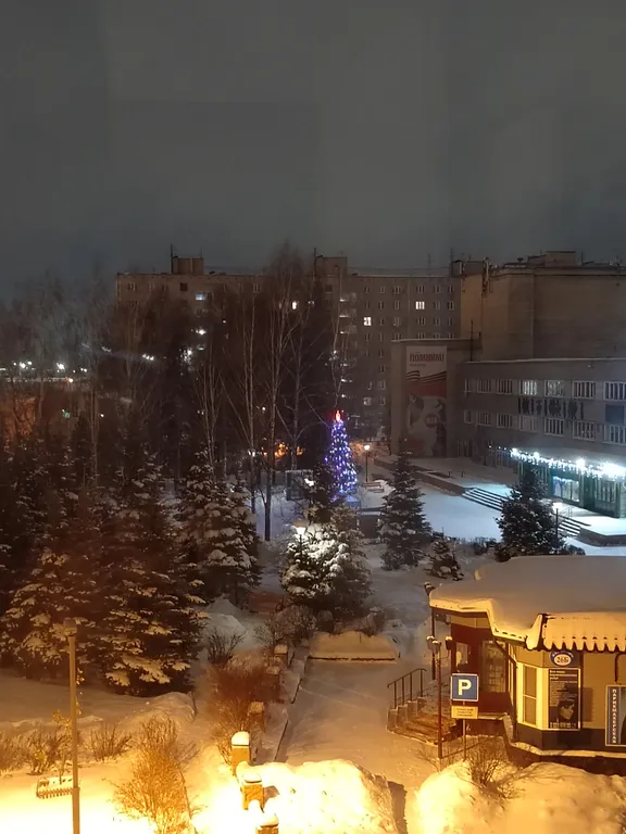 Квартира Большая двухкомнатная квартира рядом с аэропортом — Обь