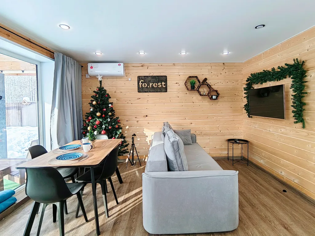 Коттедж Уединенный домик возле леса — аренда посуточно в Тюмень