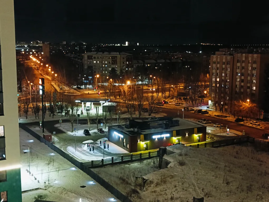 Квартира Квартира Уютная просторная студия в новом доме — Тюмень