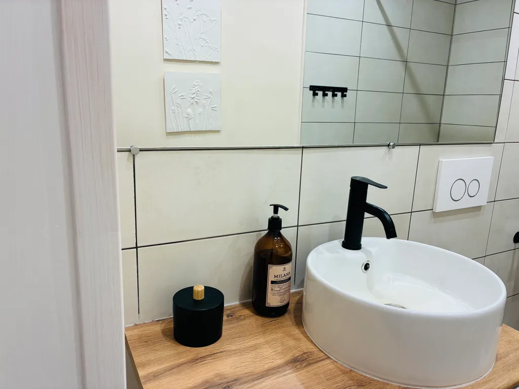 Панорамный дом в лесу