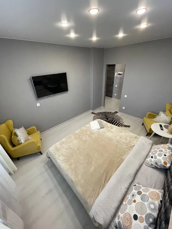 Стильные апартаменты с видом на город