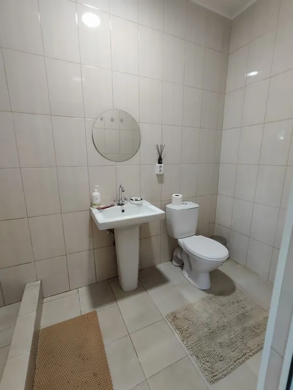 Двухквартирный дом недалеко от моря