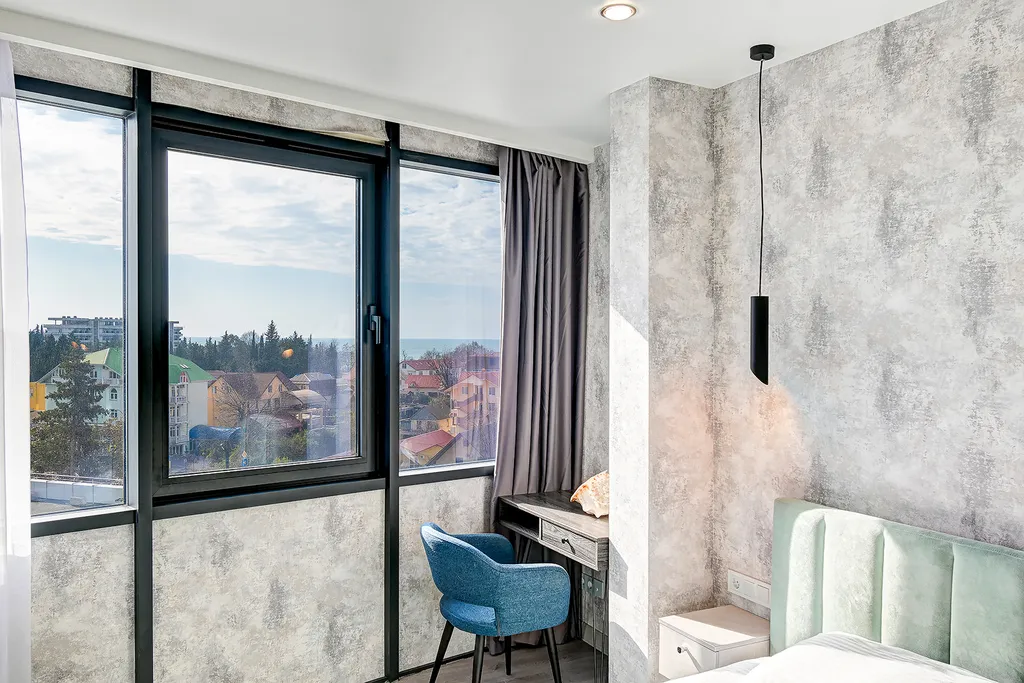 Квартира Квартира Зонированная студия с ванной, видом на море, бассейном на территории — Адлер