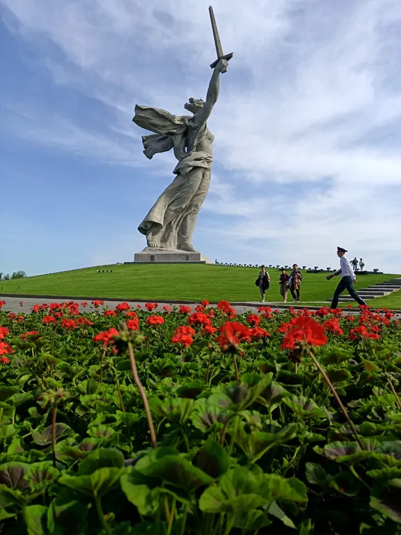 Квартира Апартаменты с видом на Волгу и Мамаев Курган — Волгоград