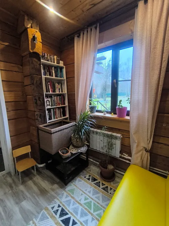 Атмосферный уютный экокоттедж из кедра с прудом