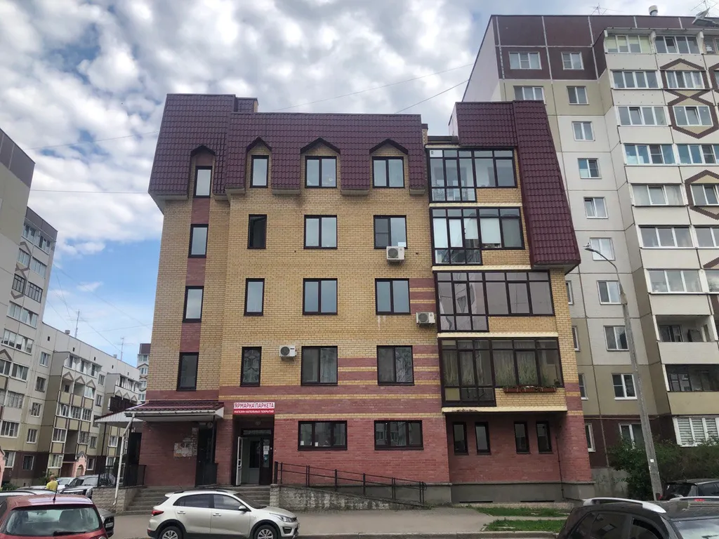 Квартира с высокими потолками, чуть в стороне от суеты/до центра 10мин