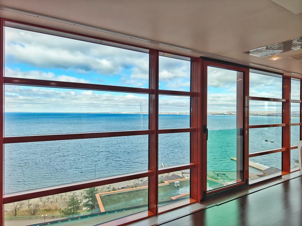 Видовая квартира в Золотой Бухте