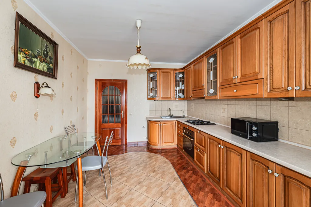 Квартира 2-комнатная Квартира — Калининград