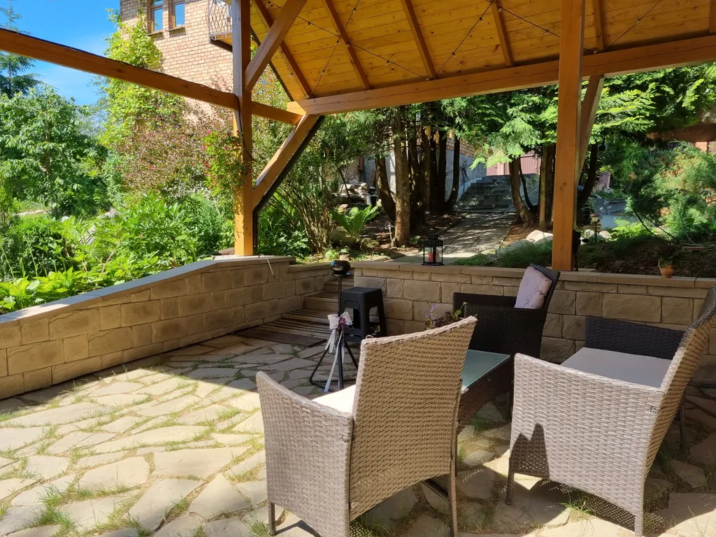 Коттедж на склоне возле Дубровского