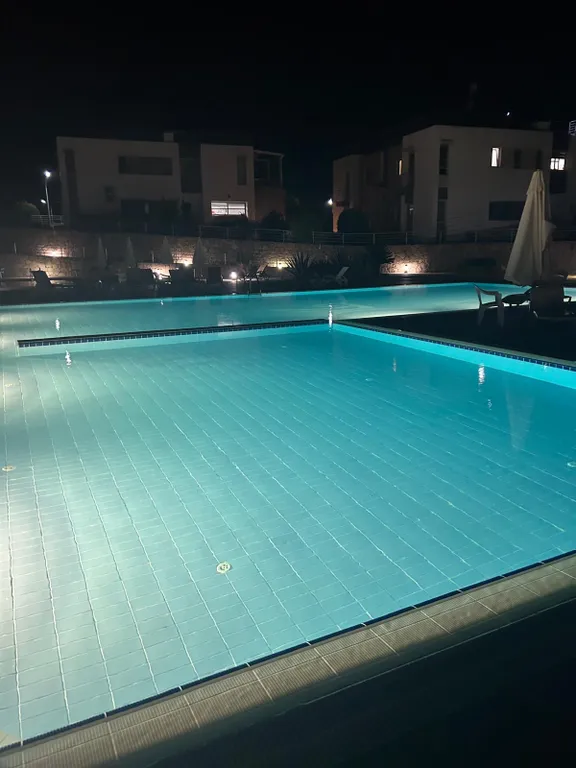 Уютная квартира на берегу моря с видом на горы