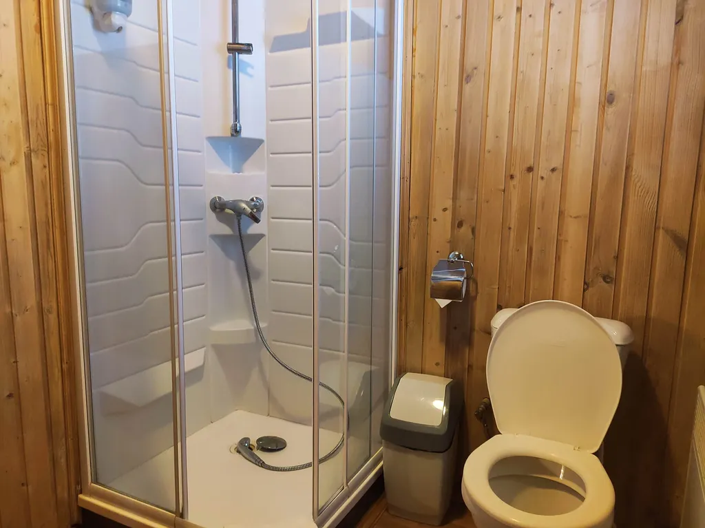 Коттедж 3-комнатный Дом — Лопотово