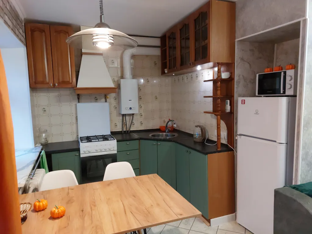 Квартира 3-комнатная Квартира — Великий Новгород