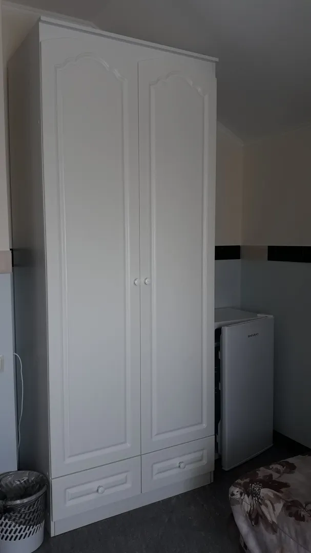 шкаф, холодильник