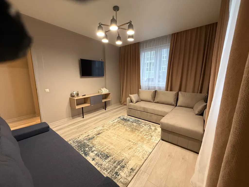 Двушка с евроремонтом и атмосферой загорода