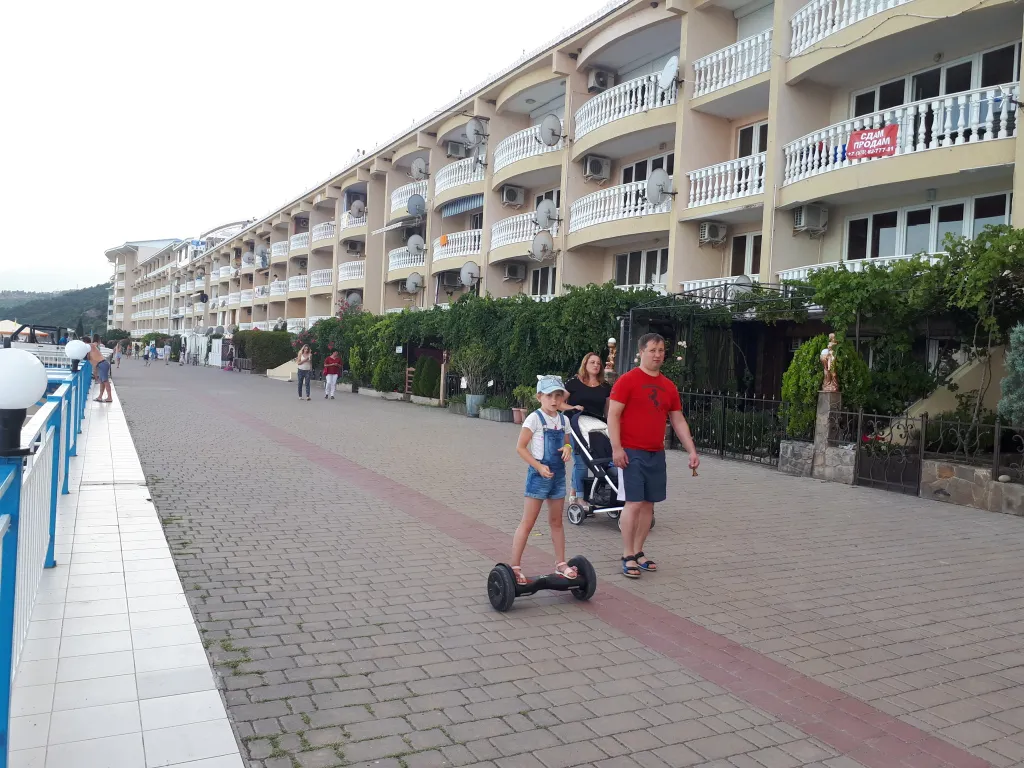 Апартамент у самого моря с двориком