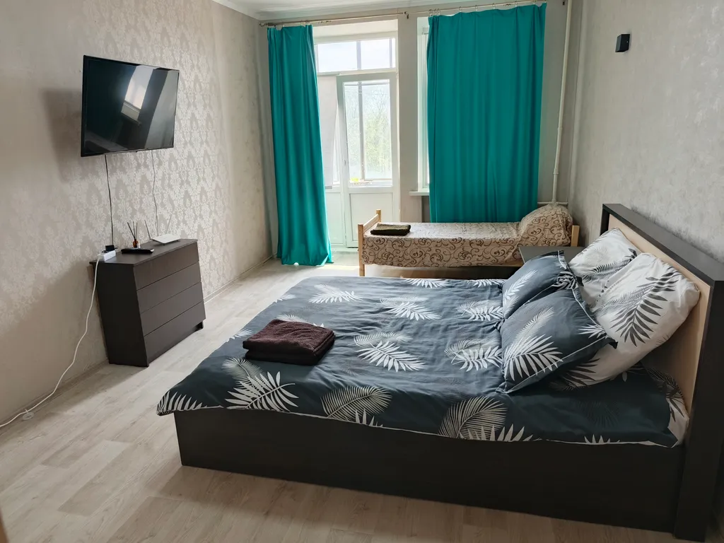 Двухкомнатная квартира рядом с Аквапарком и больницей