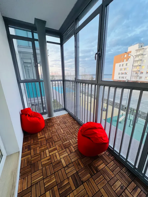 Уютная квартира на первой береговой линиии