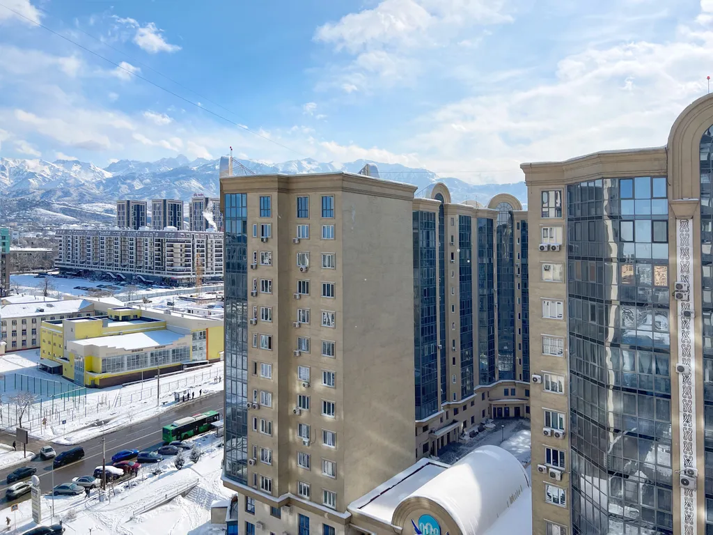 Five New business-class apart r-house near mega